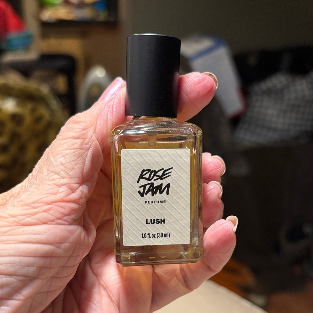 Lush Rose Jam 30ml Perfume. Rare & Discontinued. Gorgeous!